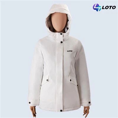 בגדי טרקים לנשים